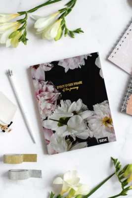Plánovací diár Happy Calendar 2025 - pivónie