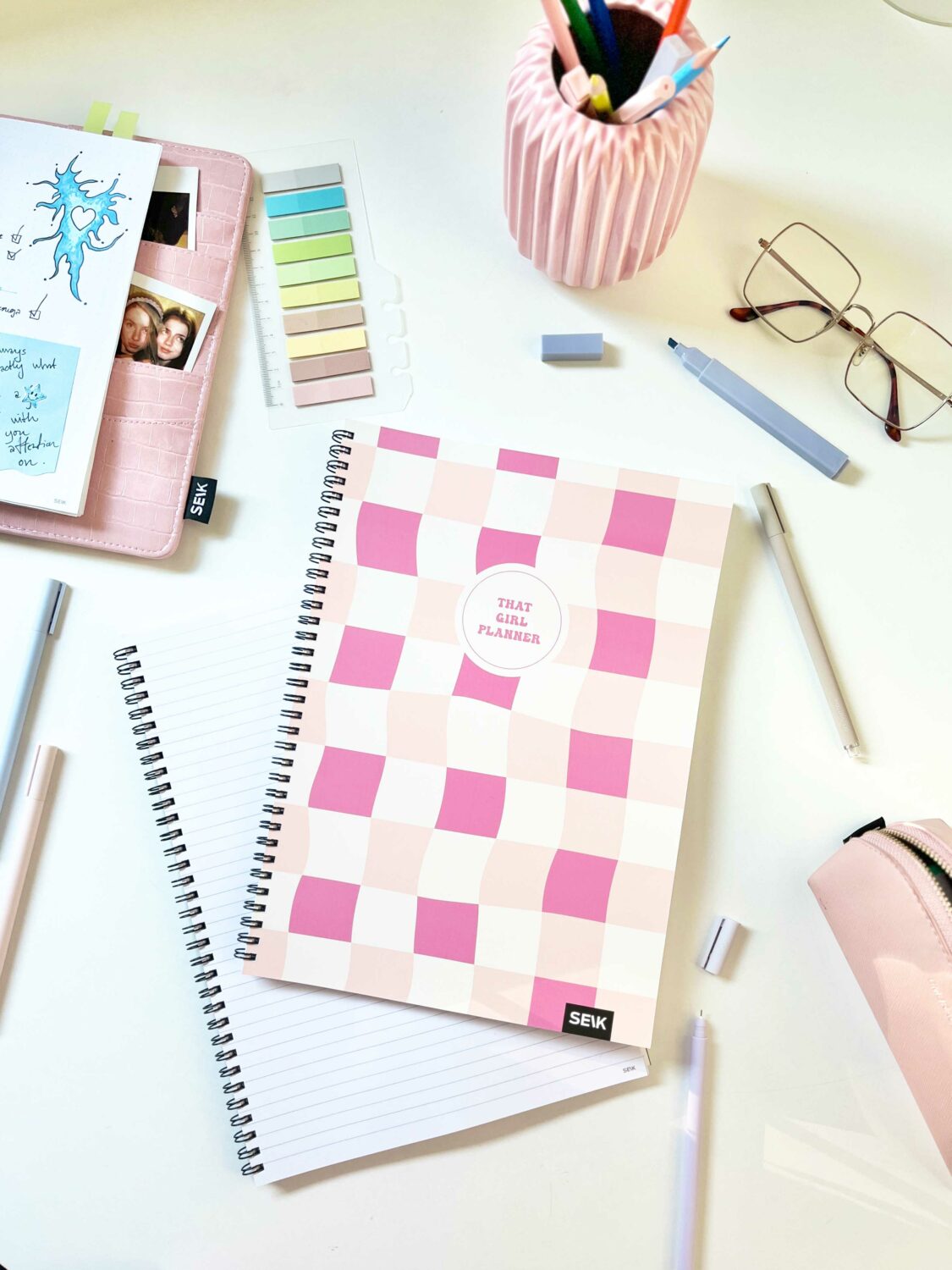 A4 Špirálový zápisník - that girl