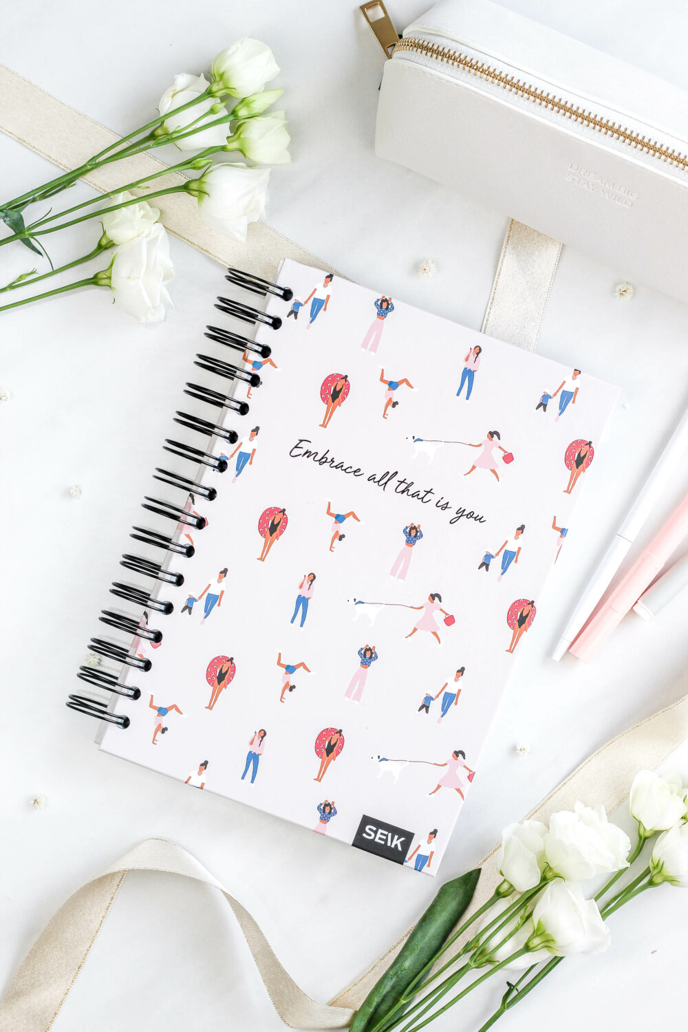 Bullet journal / zápisník s bodkami (pevný obal) - embrace you