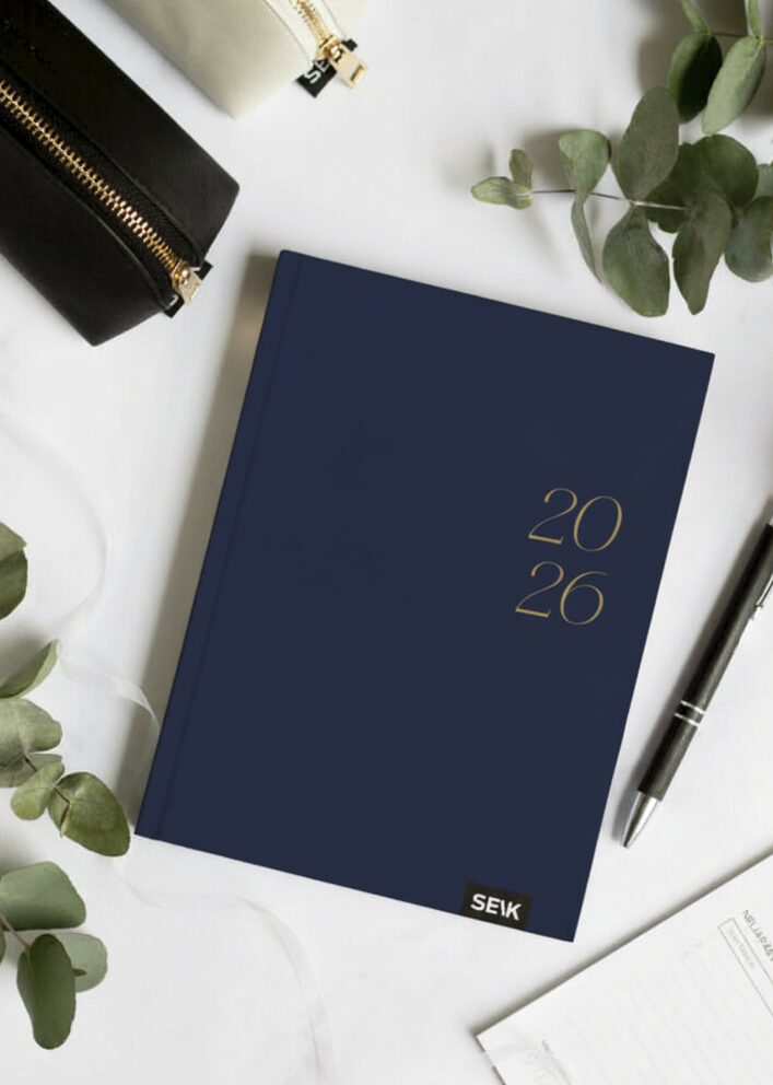 Diár na rok 2026 (A5) - Dark Blue