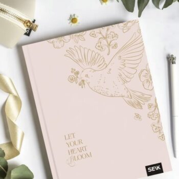 Diár na rok 2026 (A5) - Let your heart bloom